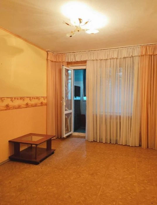 Продам 4хкомн квартиру