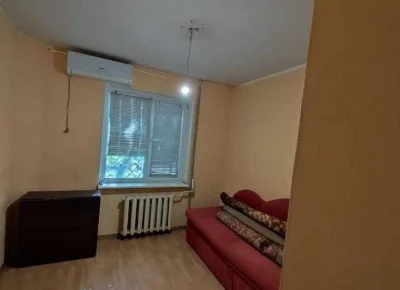 Продам 4хкомн квартиру