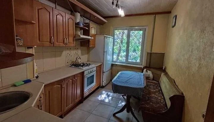 Продам 4хкомн квартиру
