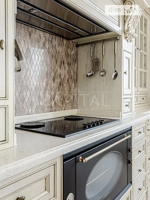 Sale of 3-room apartment 185 sq. m. on Vasylya Tyutyunnyka 37/1 •