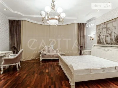 Sale of 3-room apartment 185 sq. m. on Vasylya Tyutyunnyka 37/1 •