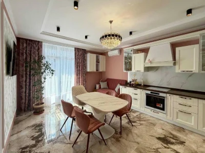 Продам 2к квартиру 4 ст. Фонтана.  АГВ . Ремонт ЖК" Дерби".