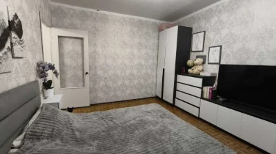 Продам 2х ком квартиру на Крымском Бульваре район 13 школа Г
