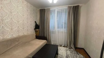 Продам 2х ком квартиру на Крымском Бульваре район 13 школа Г