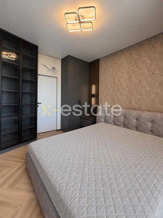 Продам 1к кв.! Дизайнерський ремонт! вул. Краснова! Вид у дв