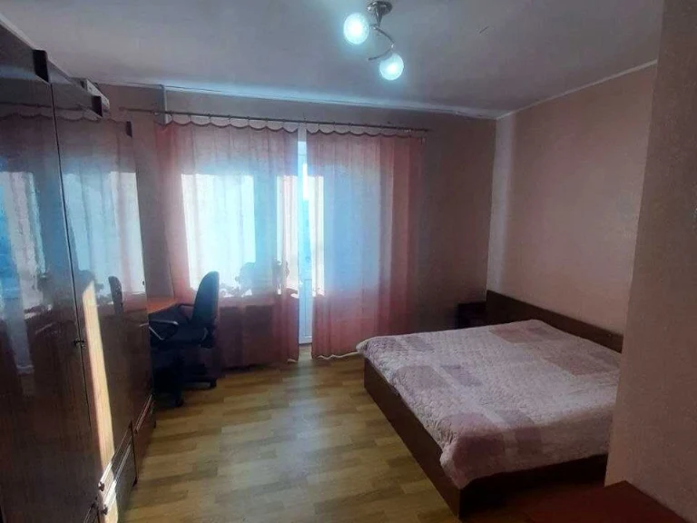 Apartment. Dnipro, Blizhnia St.