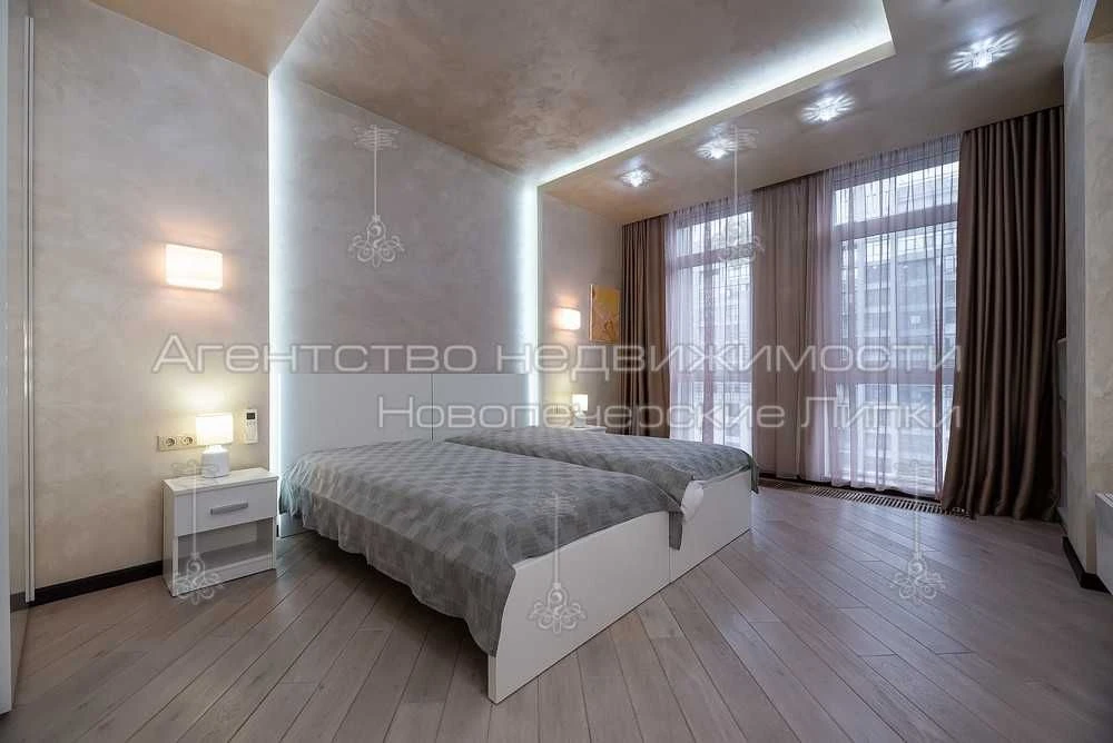 Продаж 3-к квартири 120м2 з Генератором та Інвертором ЖК Нов