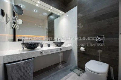 Продаж 3-к квартири 120м2 з Генератором та Інвертором ЖК Нов