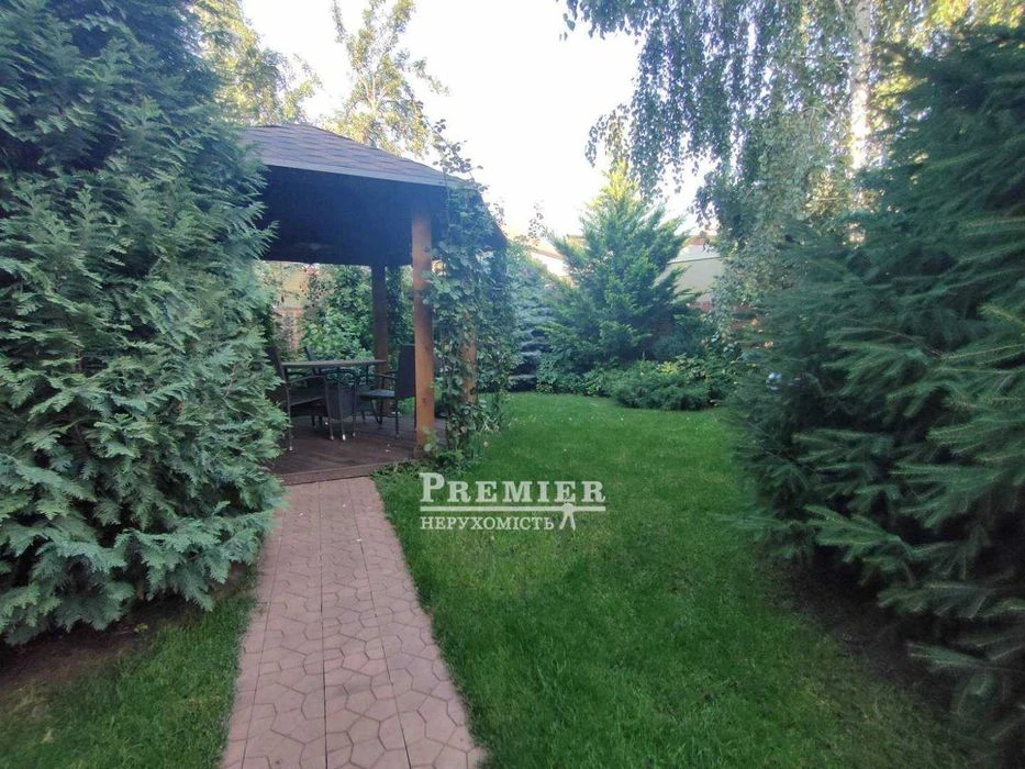 Продам 2-поверховий будинок в Одесі