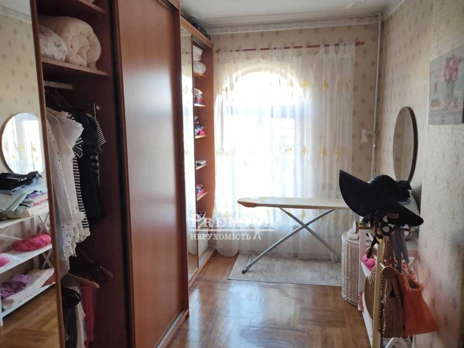 Продам 2-поверховий будинок в Одесі