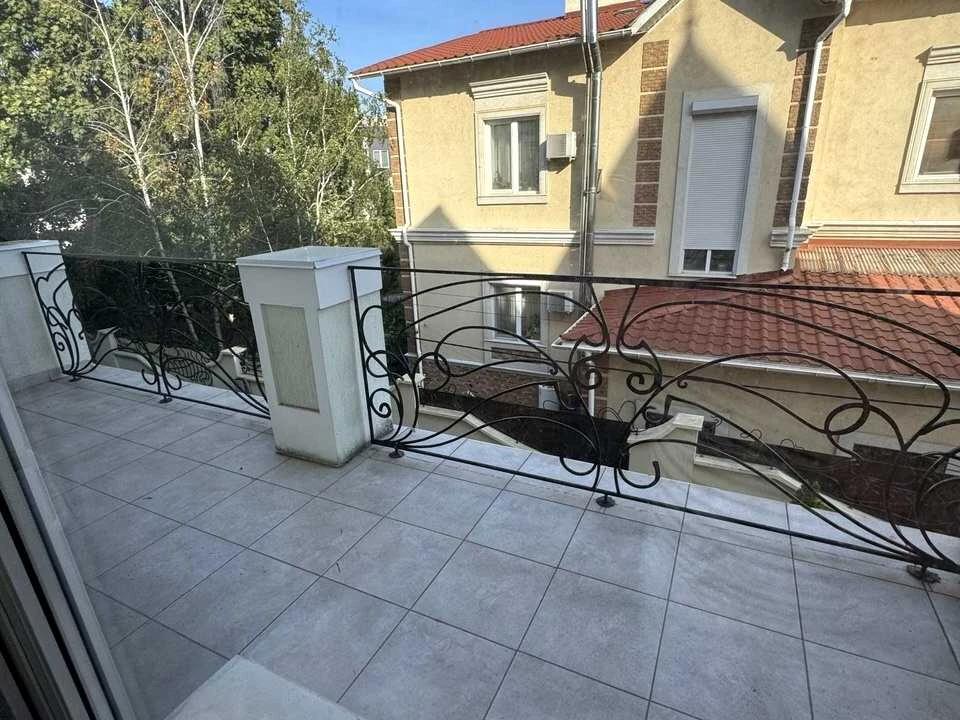 Будинок. Одеса, Семена Яхненка вул. (Бабушкіна)