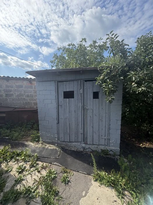 Прожаж будинку метро Киівська, Тюринка