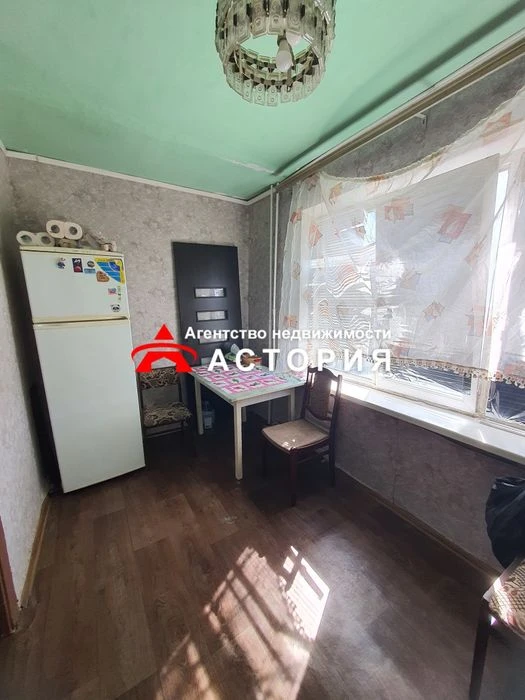 Продаж великої 1-кімнатної квартири