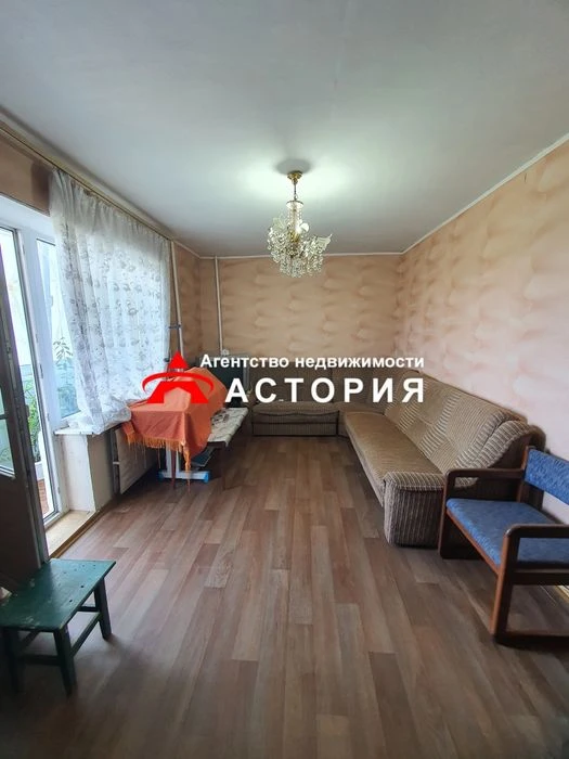 Продаж великої 1-кімнатної квартири
