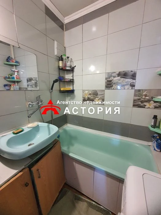 Продаж великої 1-кімнатної квартири