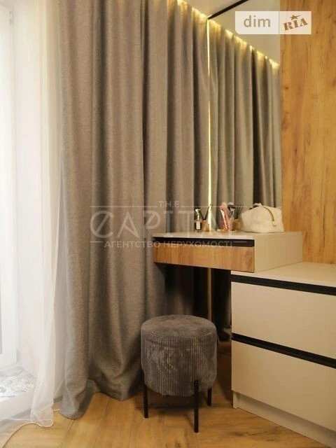 Sale of 1-room apartment 39 sq. m on Nyzhniy Val st. 27-29 • ID 34