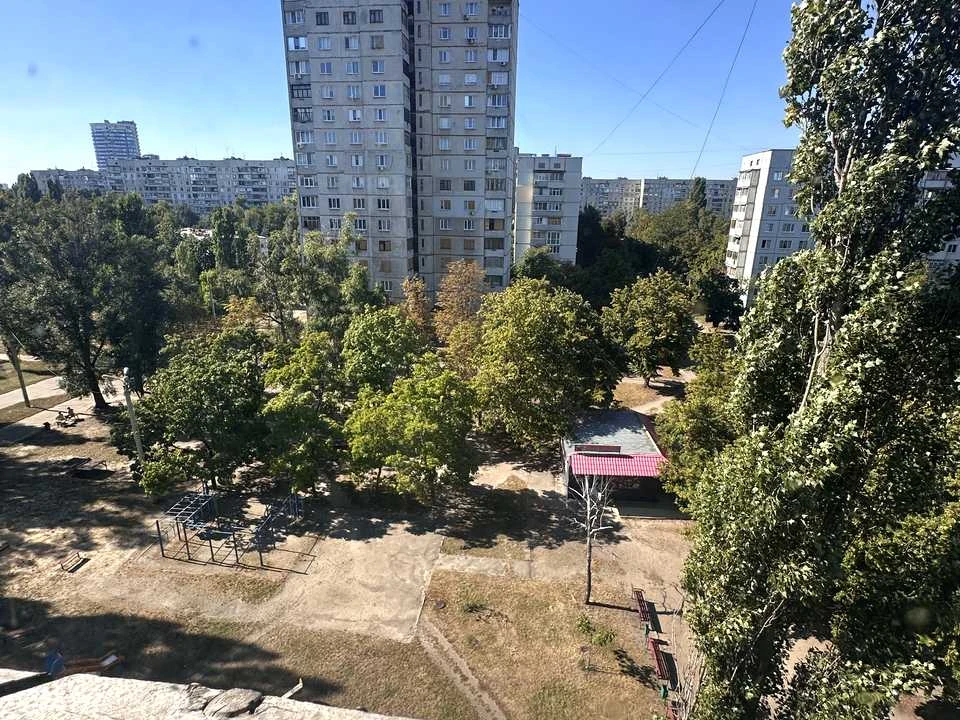 Квартира. Харків, Нескорених вул. (Героїв Праці)
