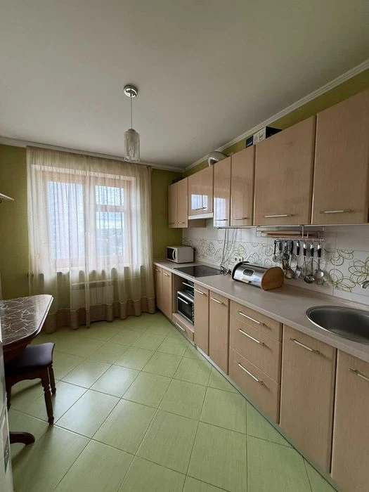 Продаж ! 2х кімнатна   квартира . Цегляний будинок  р. Основ