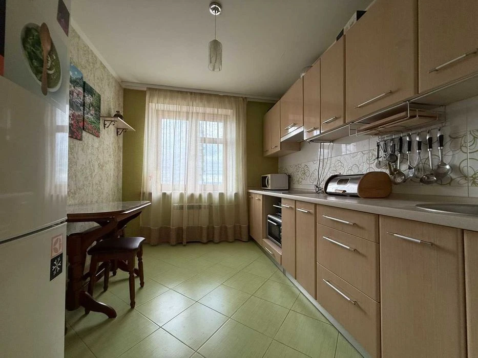 Продаж ! 2х кімнатна   квартира . Цегляний будинок  р. Основ