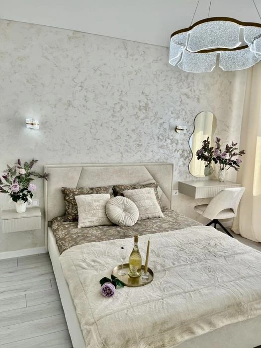 Продаж 2 кімнатна, Академічний, новий ремонт