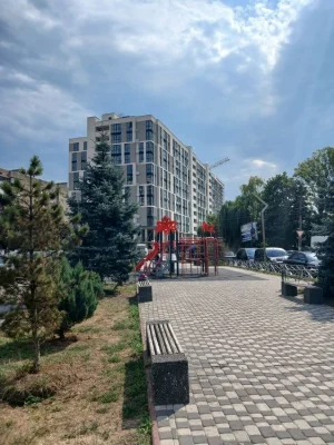 Продам 2к квартиру Хоткевича,Івасюка ЖК СЕНАТ
