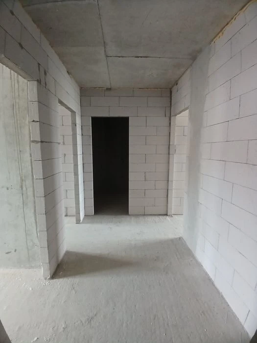 Продам 2к квартиру Хоткевича,Івасюка ЖК СЕНАТ