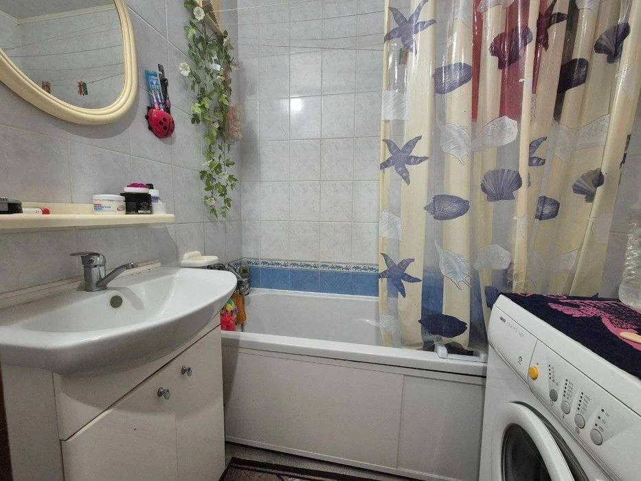 Продам 3-х кімнатну квартиру Сади-1 66м.кв., 6/9бл будинка р