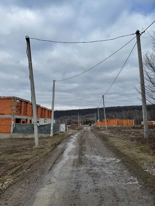 Продам кутову ділянку фасад 45 на 26 м. Район Червениця 12 с