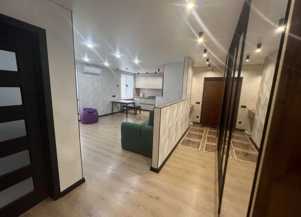 Продам 3 кімнатну квартиру Крошня