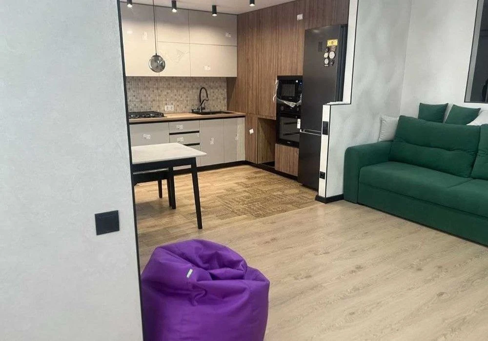Продам 3 кімнатну квартиру Крошня