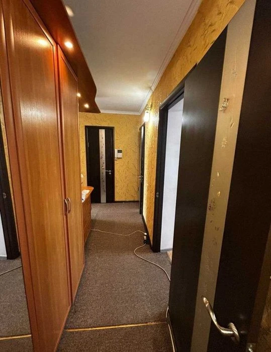 Продам 2 кімнатну квартиру Польова