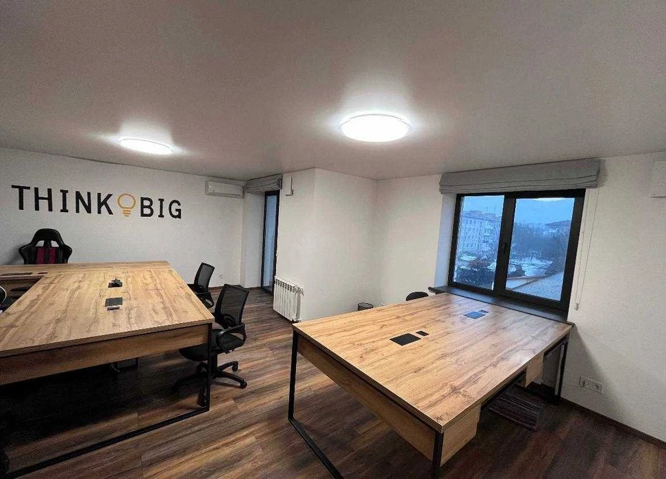 Продам 3 кімнатну квартиру Центр міста