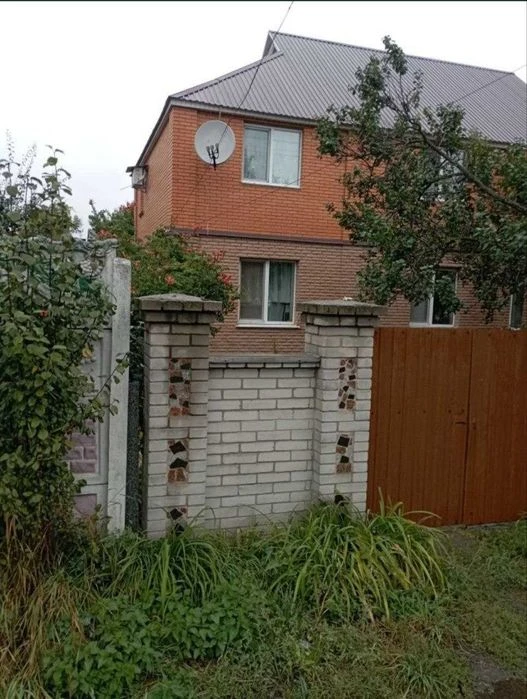 Продам частину будинку Корольова