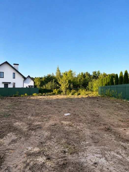 Продається земельна ділянка , приватизована  7,5 сот.Антонов