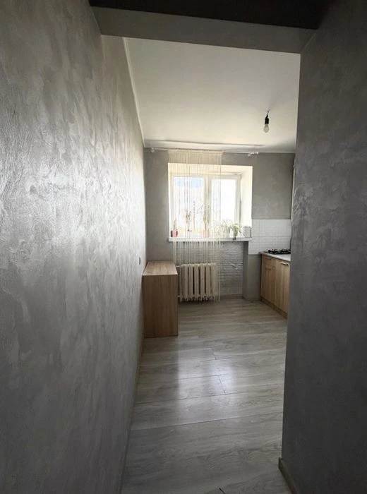 Продам 1 кімнатну по вулиці Дворецькій