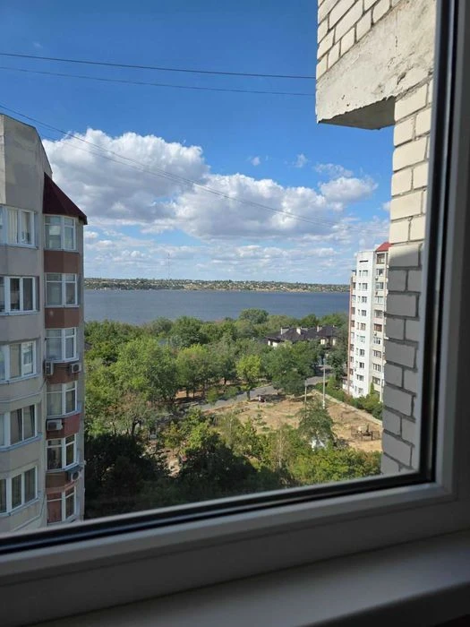 Продаж 3к квартири  на вул. Леваневців
