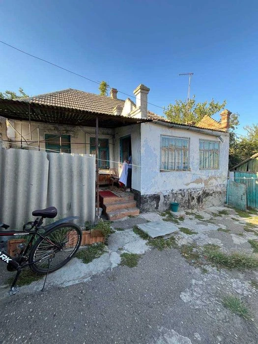 Продам кам’яний будинок   в р-ні Водопій, вул. Баштанська