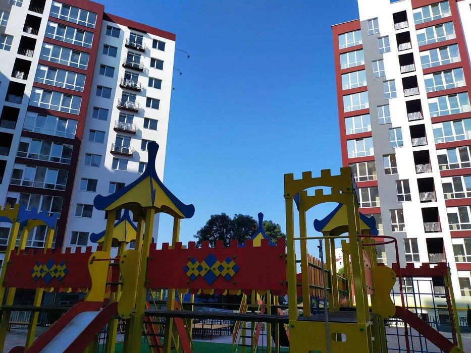 Продам, ЦЕНТР міста, 43м.кв., КНЯГИНЕН
