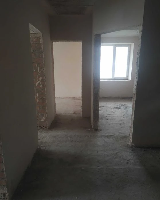 Сира 3кім вул.Гайова перший високий поверх