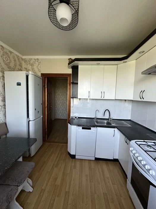 Продам 3х кім.кв. на Масанах