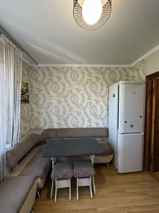 Продам 3х кім.кв. на Масанах
