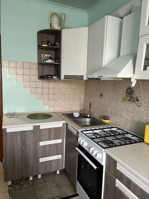 3 х кімнтна квартира, зручна локація