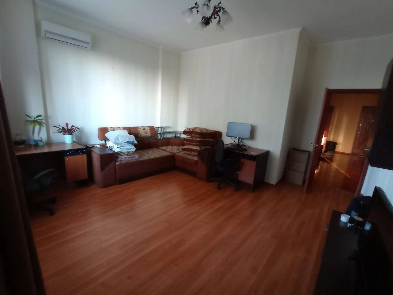 Оренда велика 2-кімнатна квартира на вулиці Руданського, буд