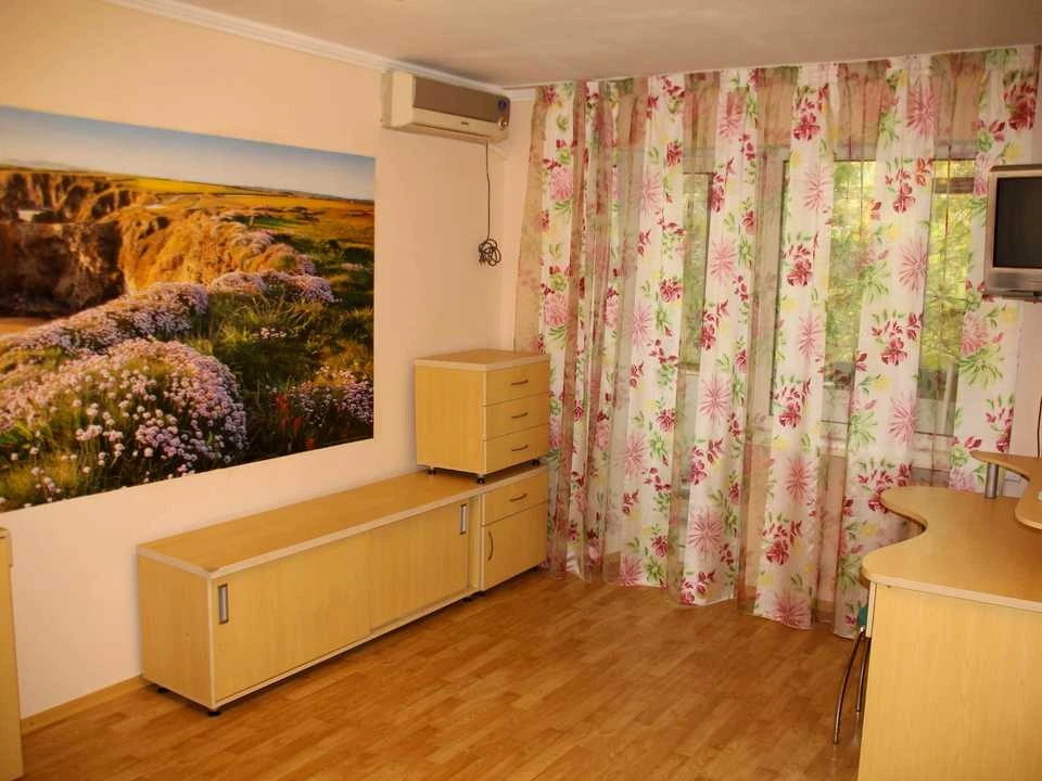 Квартира. Дніпро, Олександра Поля вул.