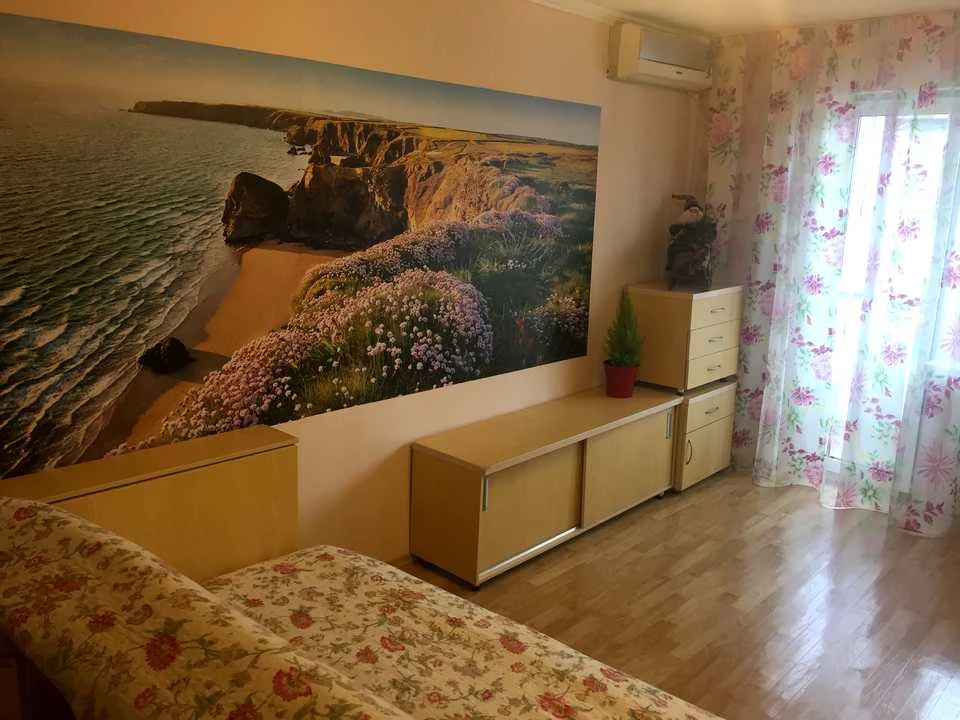 Квартира. Дніпро, Олександра Поля вул.