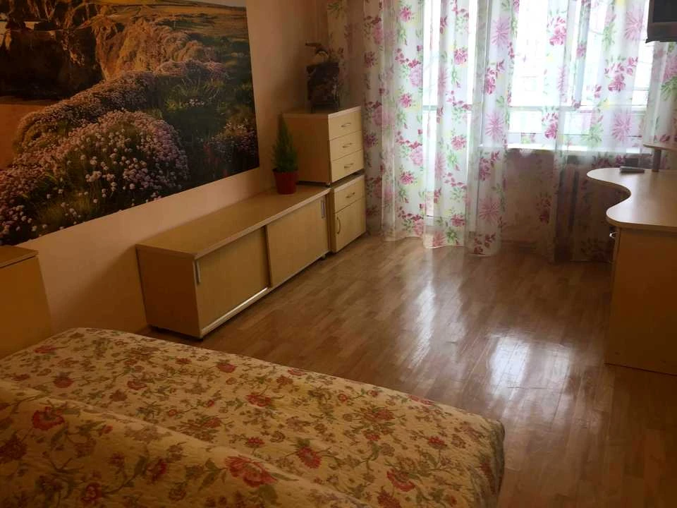 Квартира. Дніпро, Олександра Поля вул.