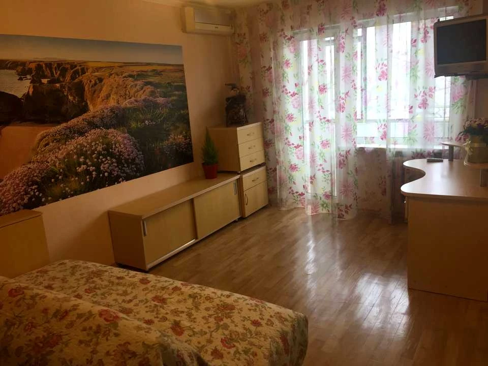 Квартира. Дніпро, Олександра Поля вул.