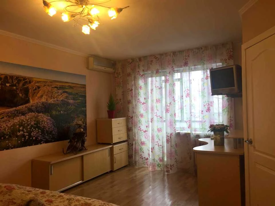 Квартира. Дніпро, Олександра Поля вул.