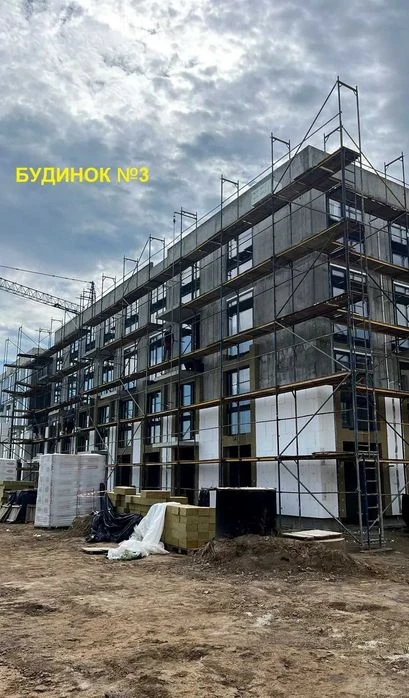 Продаж 1-кім квартира з ремонтом 54м² ЗДАЧА 2кв 27р вул Авіа