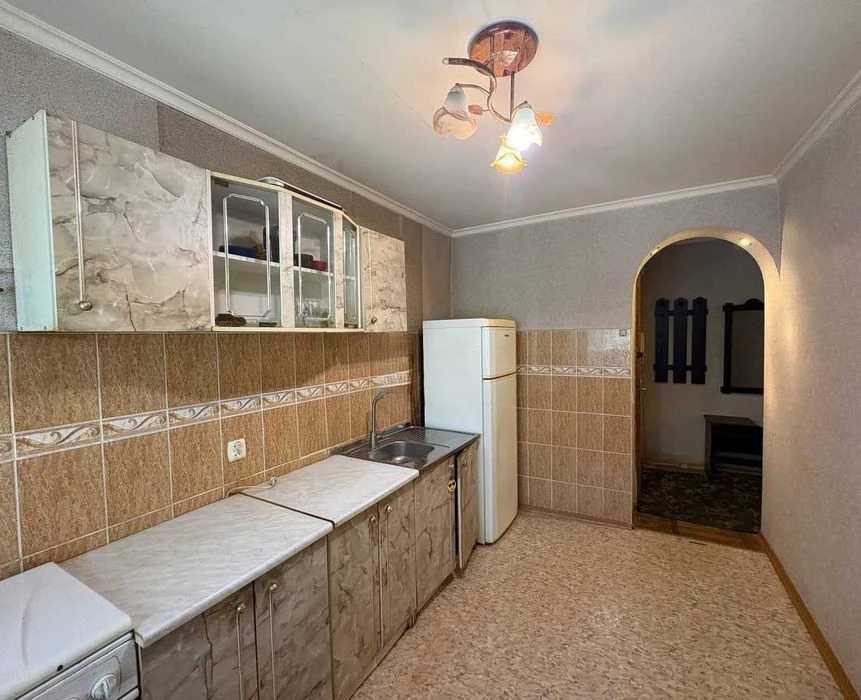 Продаж 4 кім. квартири у спокійному р-ні, вул. Раковського